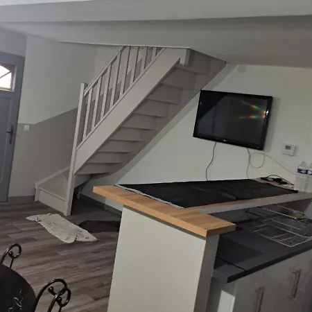 Maison Pas Loin Centre-ville Holiday home Reims